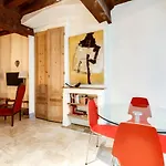 La Maison Debourg *