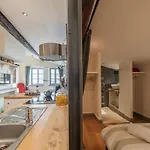 아파트 La Maison Debourg