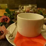 La Maison Debourg 아파트