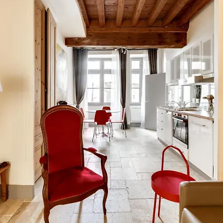 La Maison Debourg Apartman Lyon