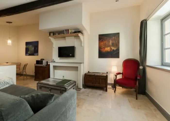 La Maison Debourg