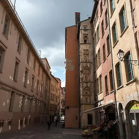 La Maison Debourg Lione