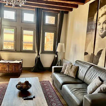 La Maison Debourg Lione