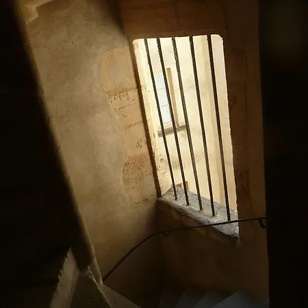 迪布尔格公寓