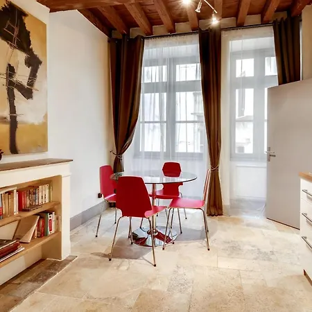 Apartment La Maison Debourg *