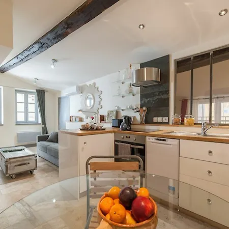 La Maison Debourg Lyon